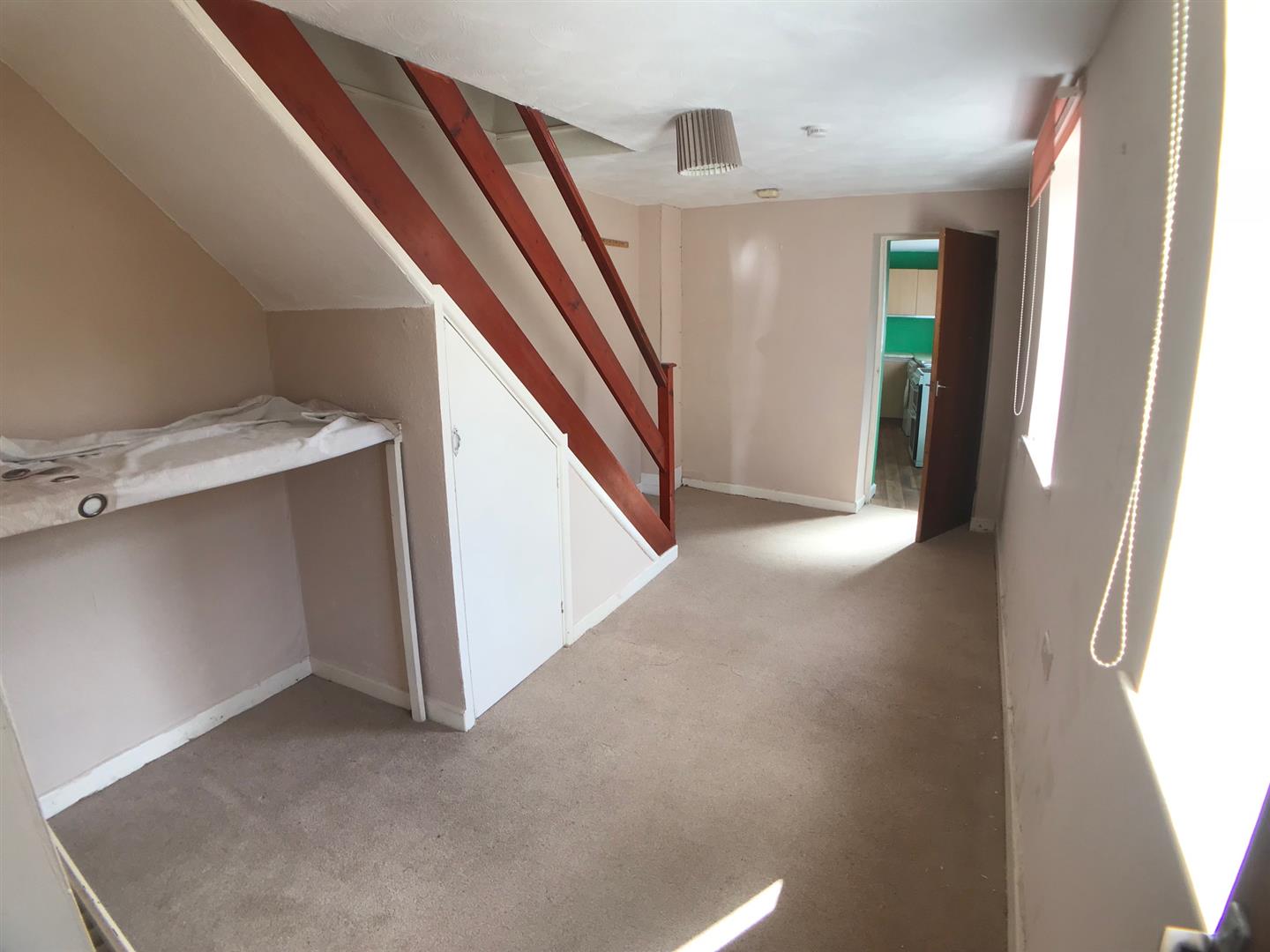 ANOTHER ROOM ASPECT